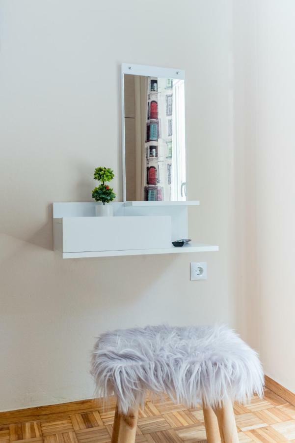Fix Divine Apartment Atenas Exterior foto